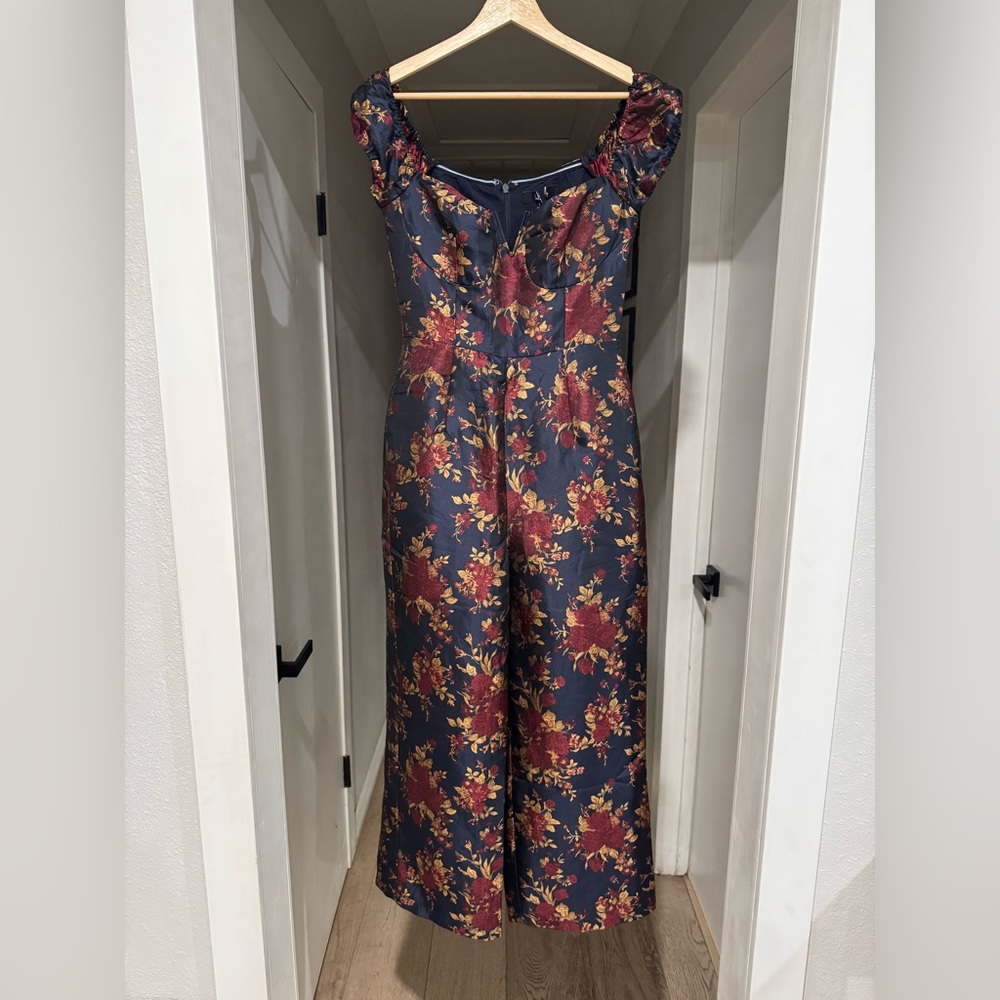 Lulus New Glam Midnight Blue Floral Jacquard Off-the-Shoulder Jumpsuit Sz S NEW - Picture 5 of 10